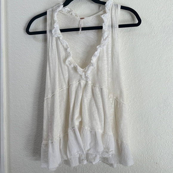 FREE PEOPLE White Ruffle Sleeveless Top - Picture 2 of 4